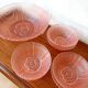 Ensemble de bols en verre dépoli rose