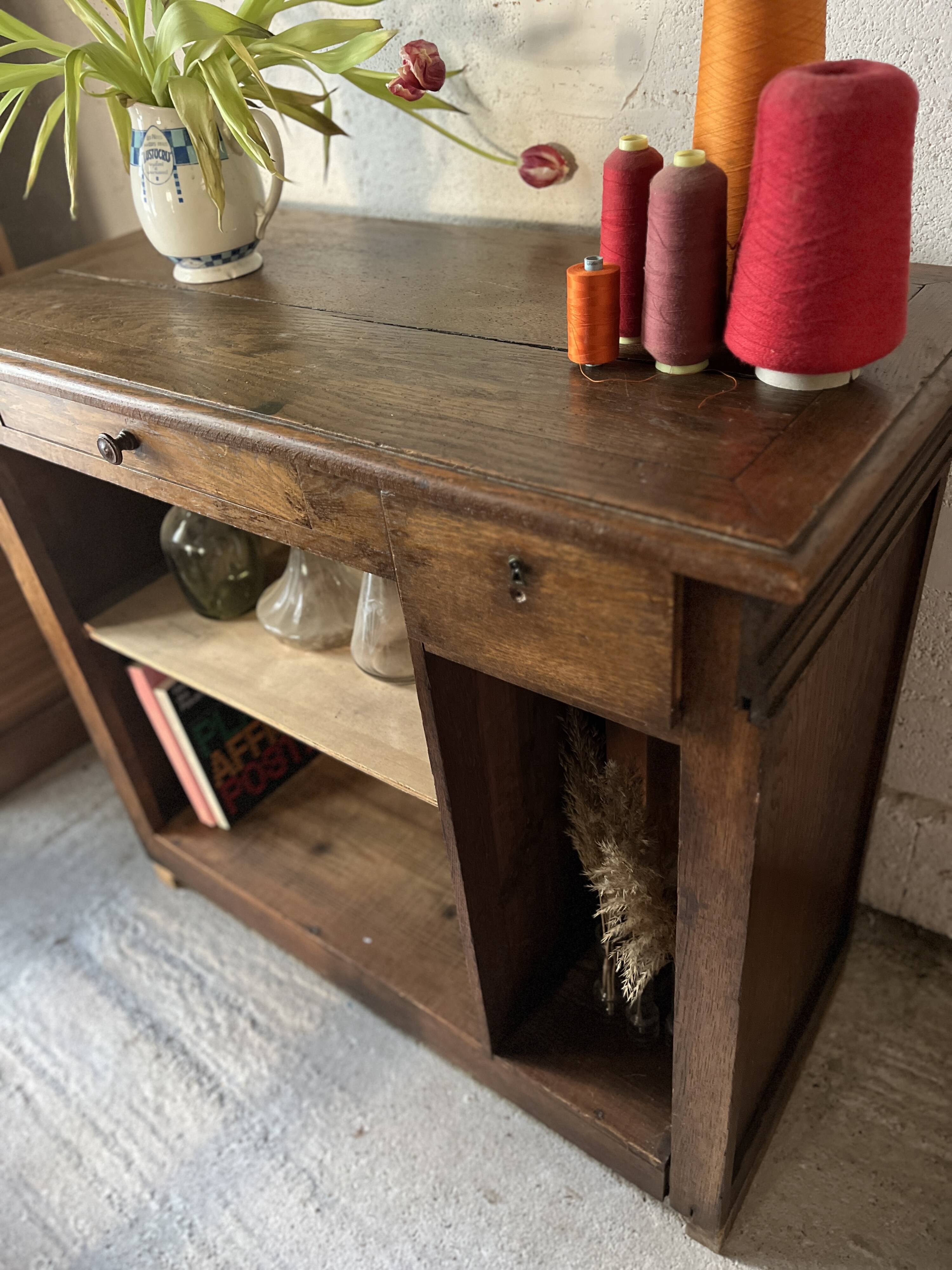 Oak counter