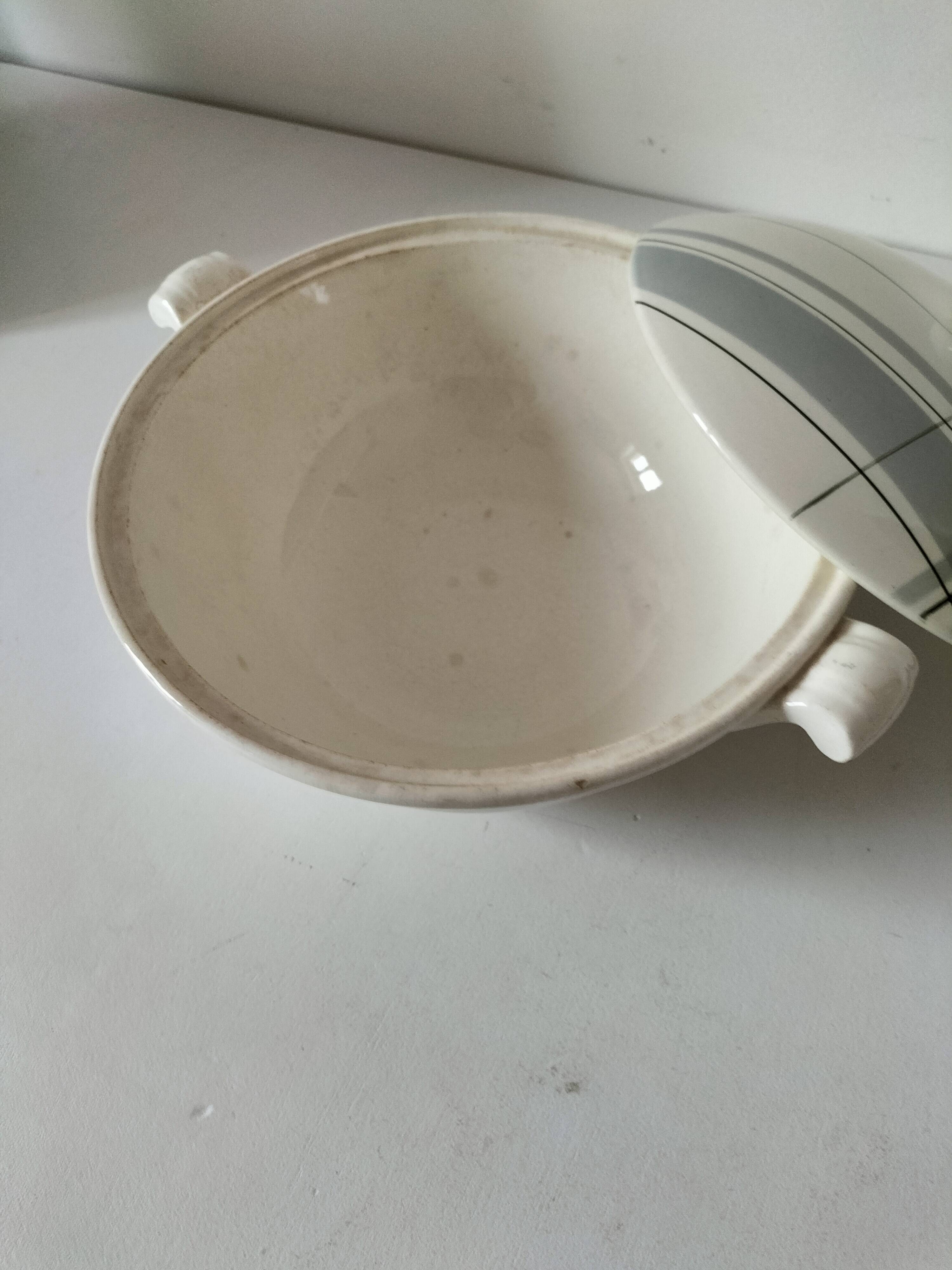 Salins soup tureen model Montréal graphic decor 60s