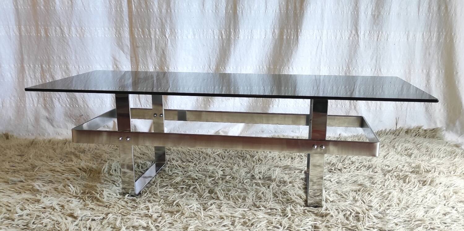 Designer coffee table in chrome metal and smoked glass - 70s/80s