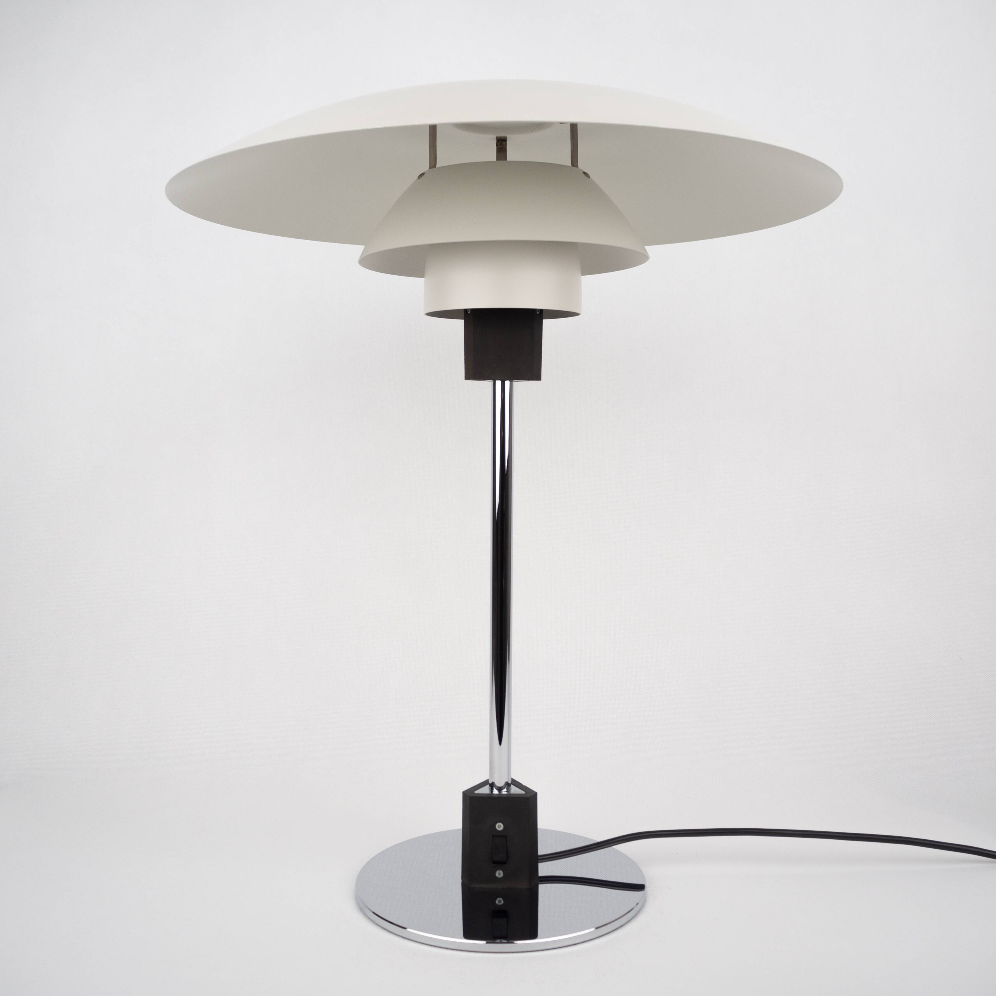Lampe de table vintage danoise PH 4/3 par Poul Henningsen, Louis Poulsen, 1966
