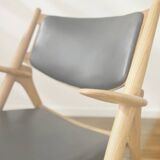 CH28 armchair, designed by Hans J. Wegner, manufactured by Carl Hansen & Son