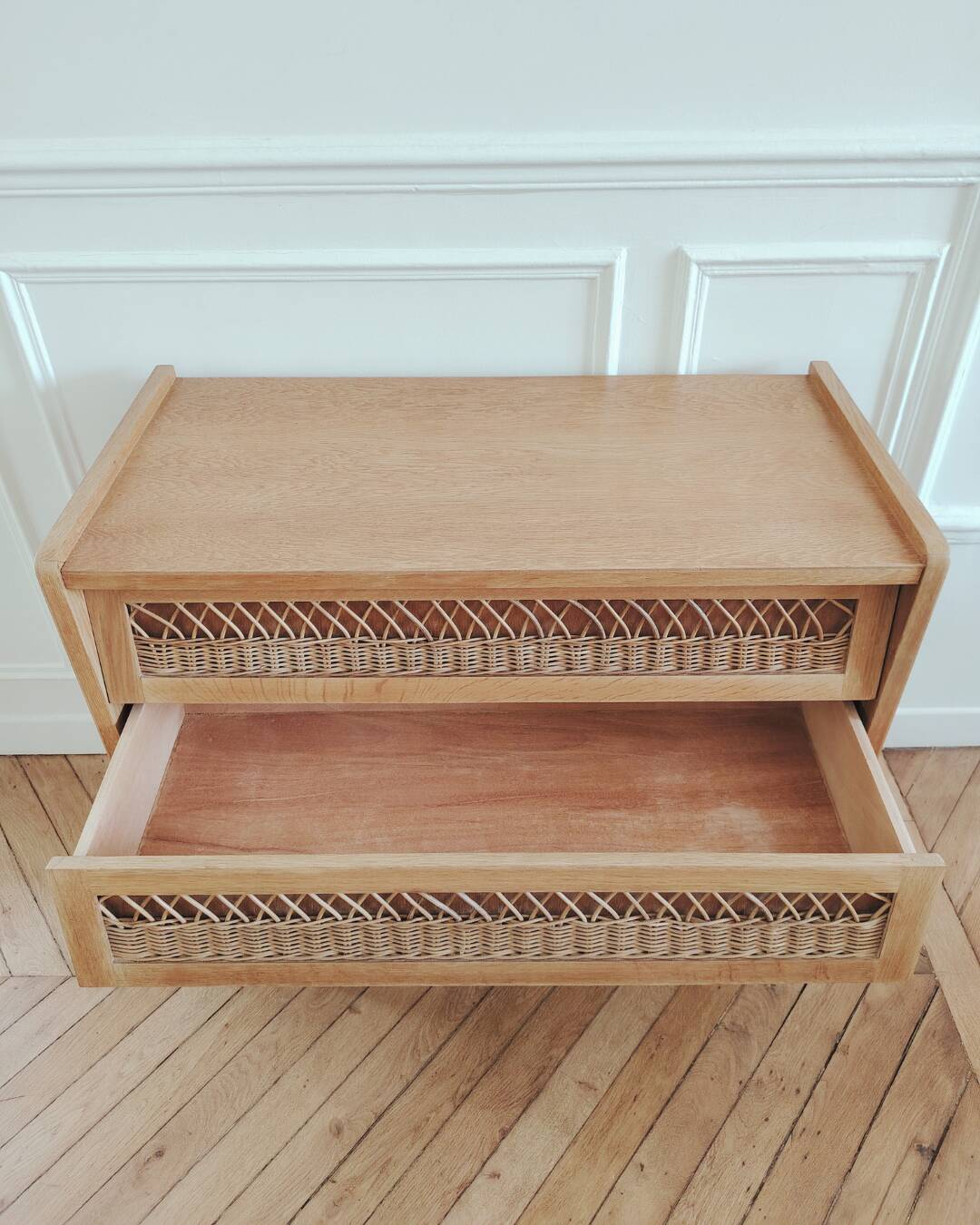 Commode en bois et rotin vintage rénovée, années 60