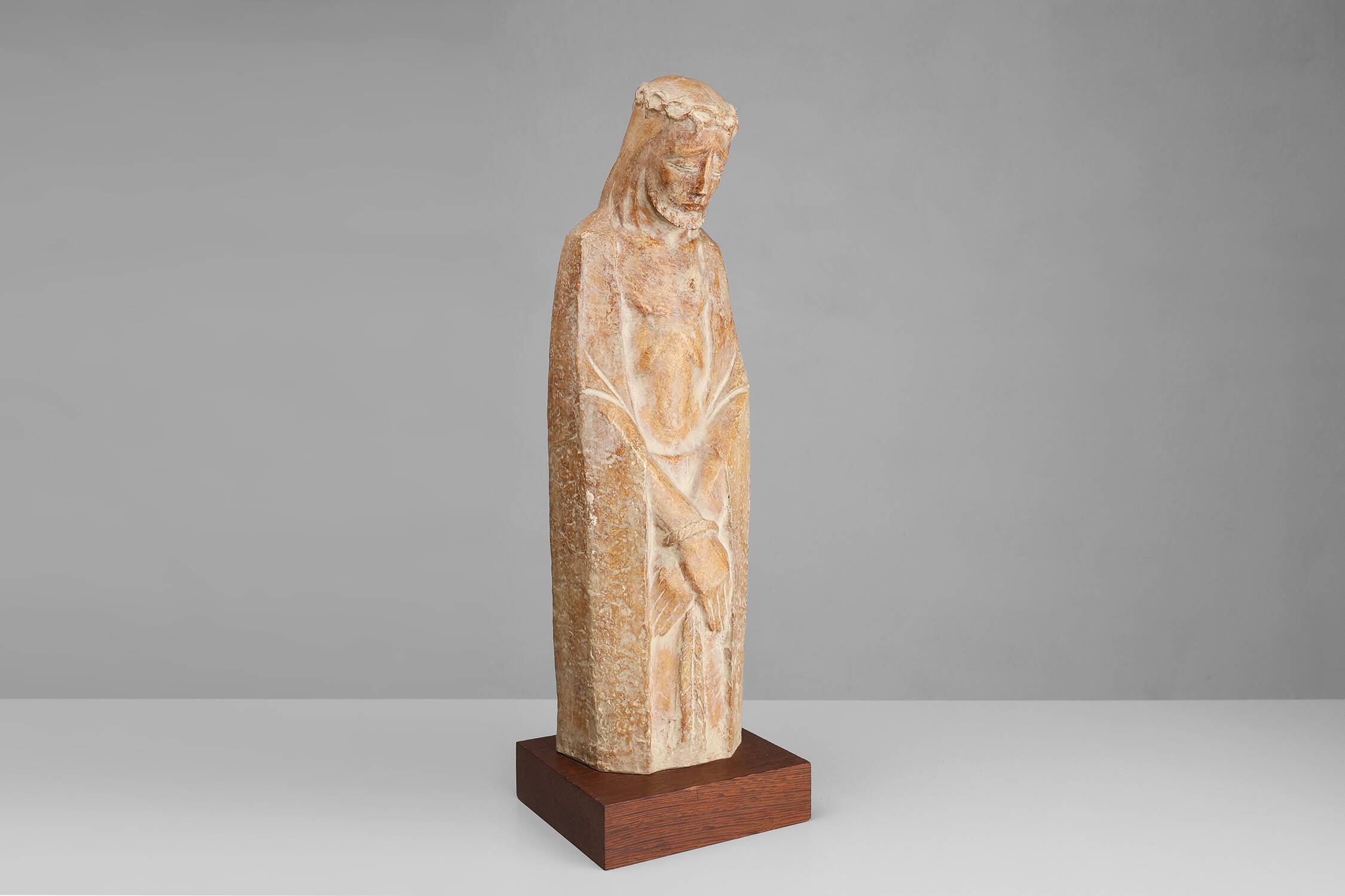 Religious Statue Jesus Christ in Art Deco style by belgian artist André Tea