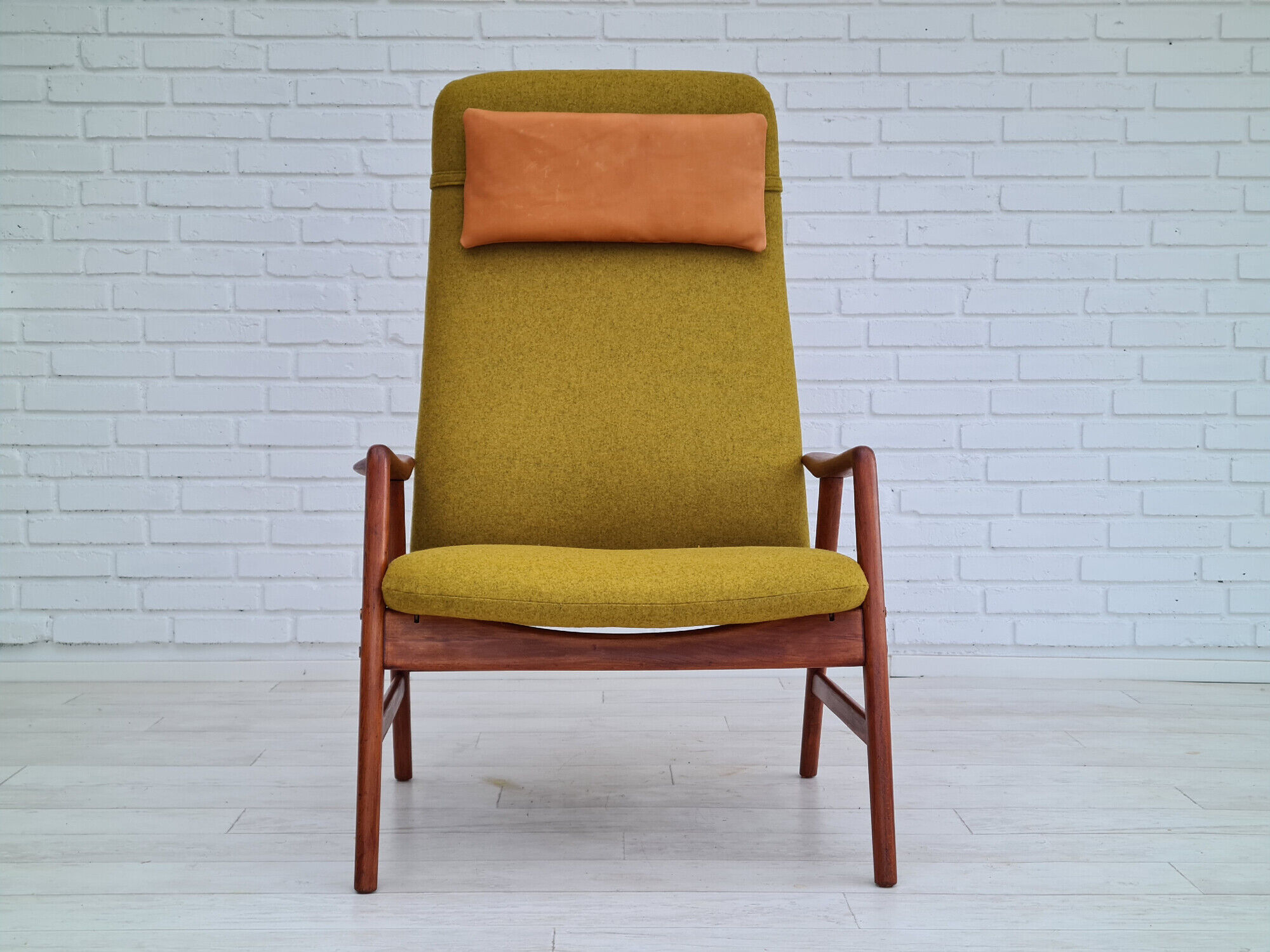Alf Svensson, 60s, armchair model Kontur, completely restored, furniture wool