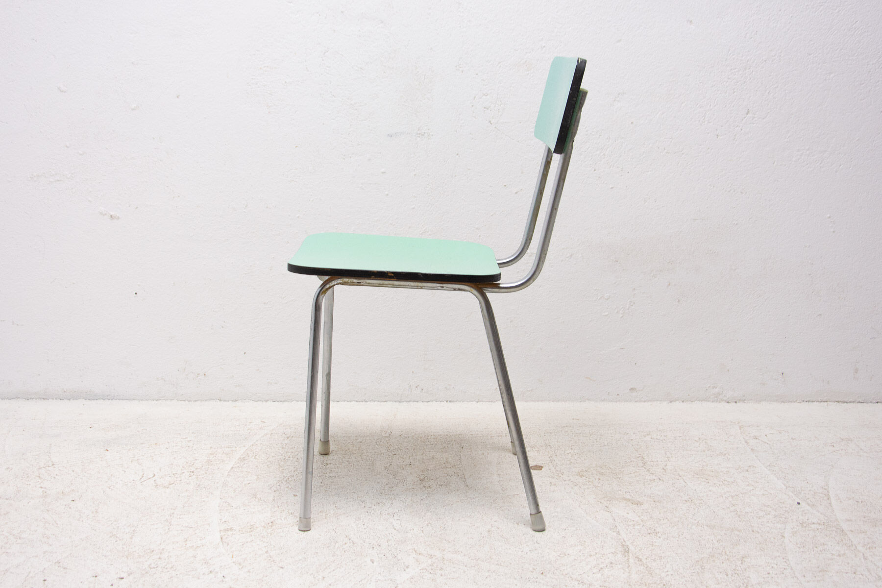 Paire de chaises café en formica de couleur tchécoslovaque, années 1960