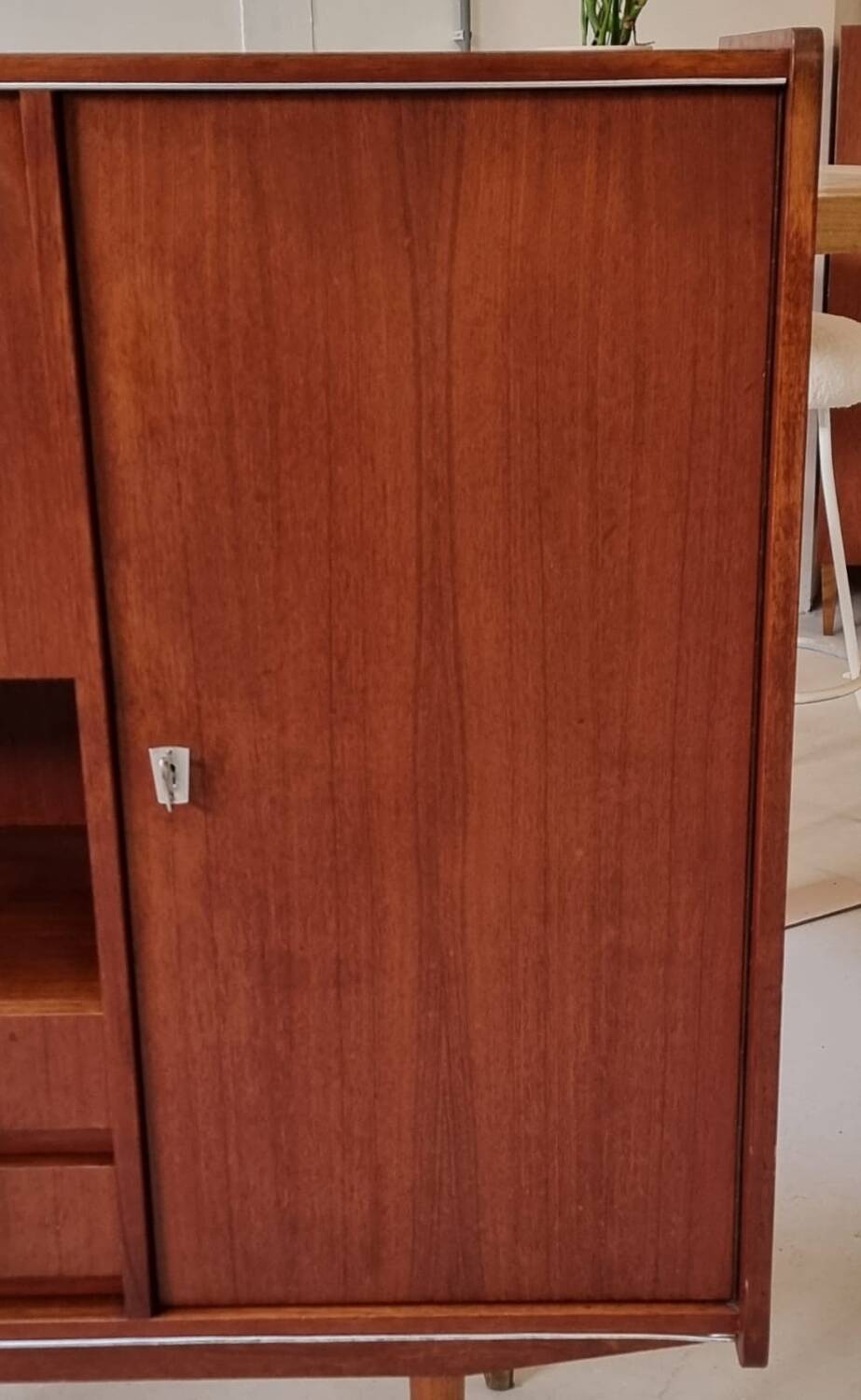 Armoire du milieu du siècle
