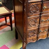 Old Liège chest of drawers.