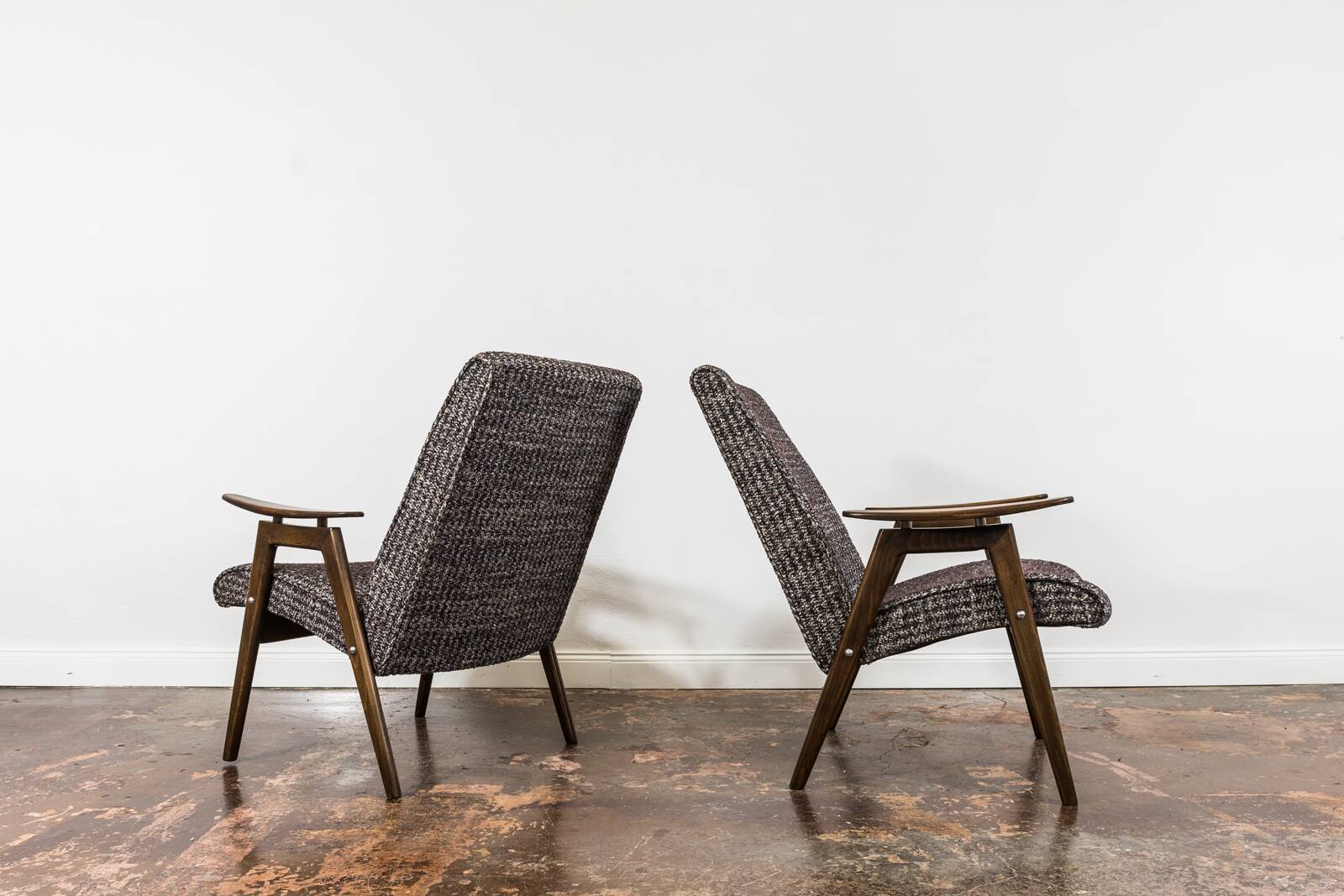 Pair of armchairs by Jaroslav Šmídek, TON, Czechoslovakia, 1960s