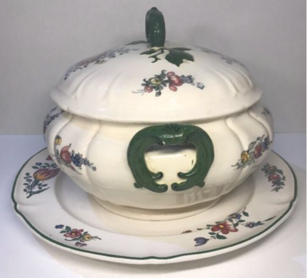 Villeroy & Boch Mettlach Alt Strasbourg Henriech tureen