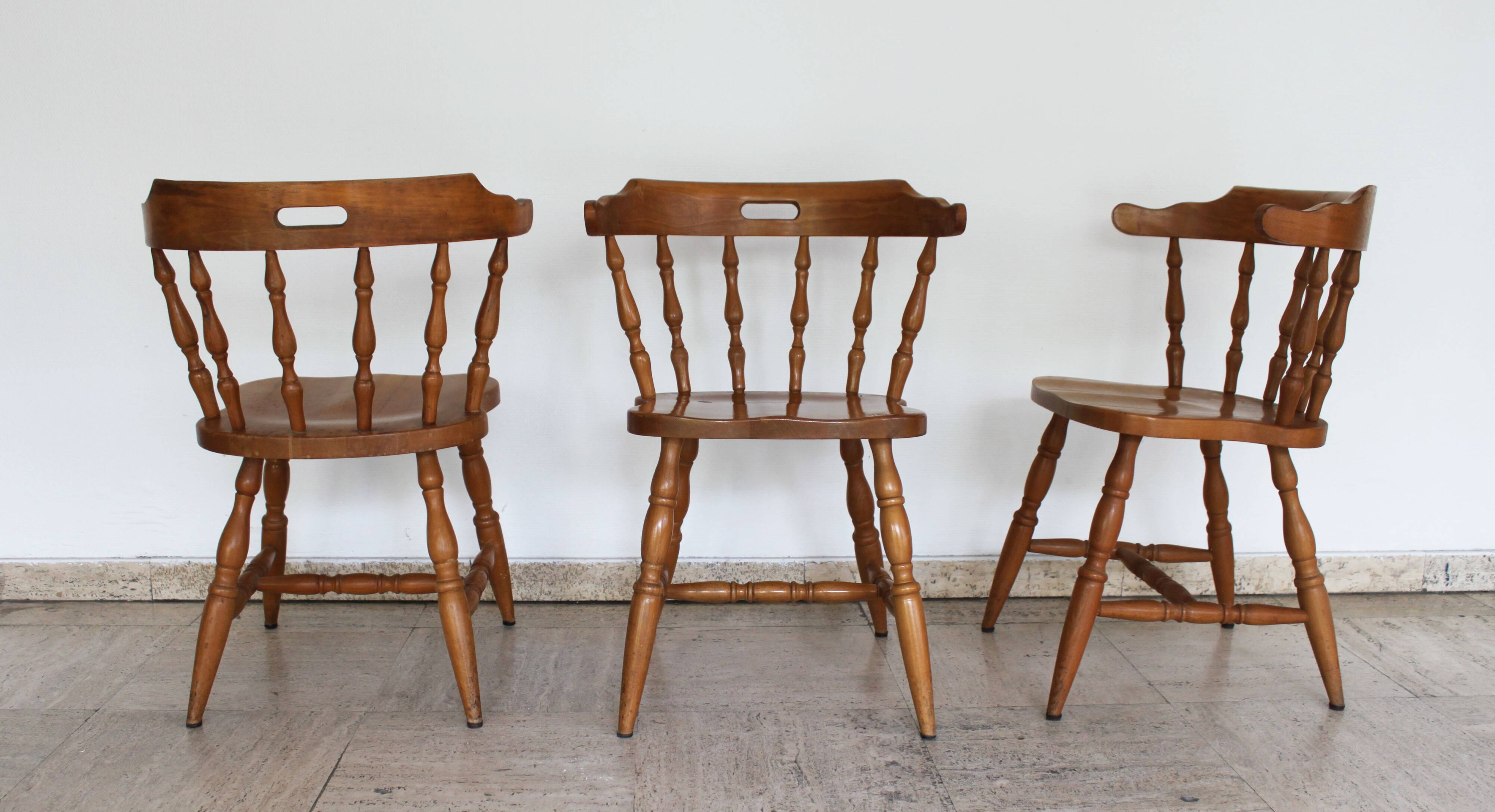 Set of 6 Western chairs in light oak – 60s.