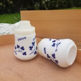 Salt shaker and pepper clover