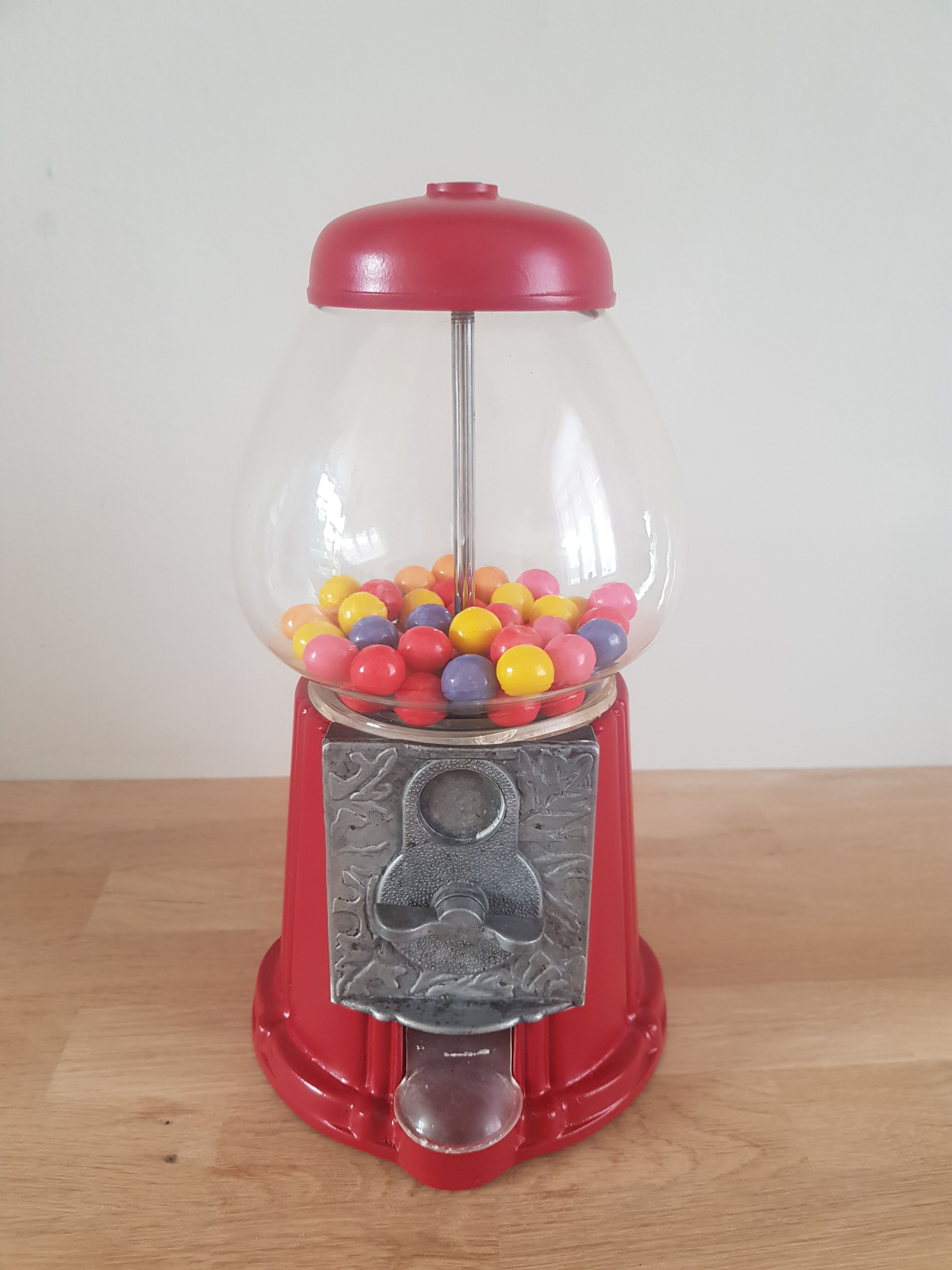 Candy dispenser