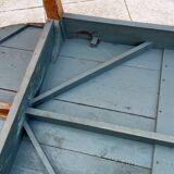 Old oval farm table 2m42