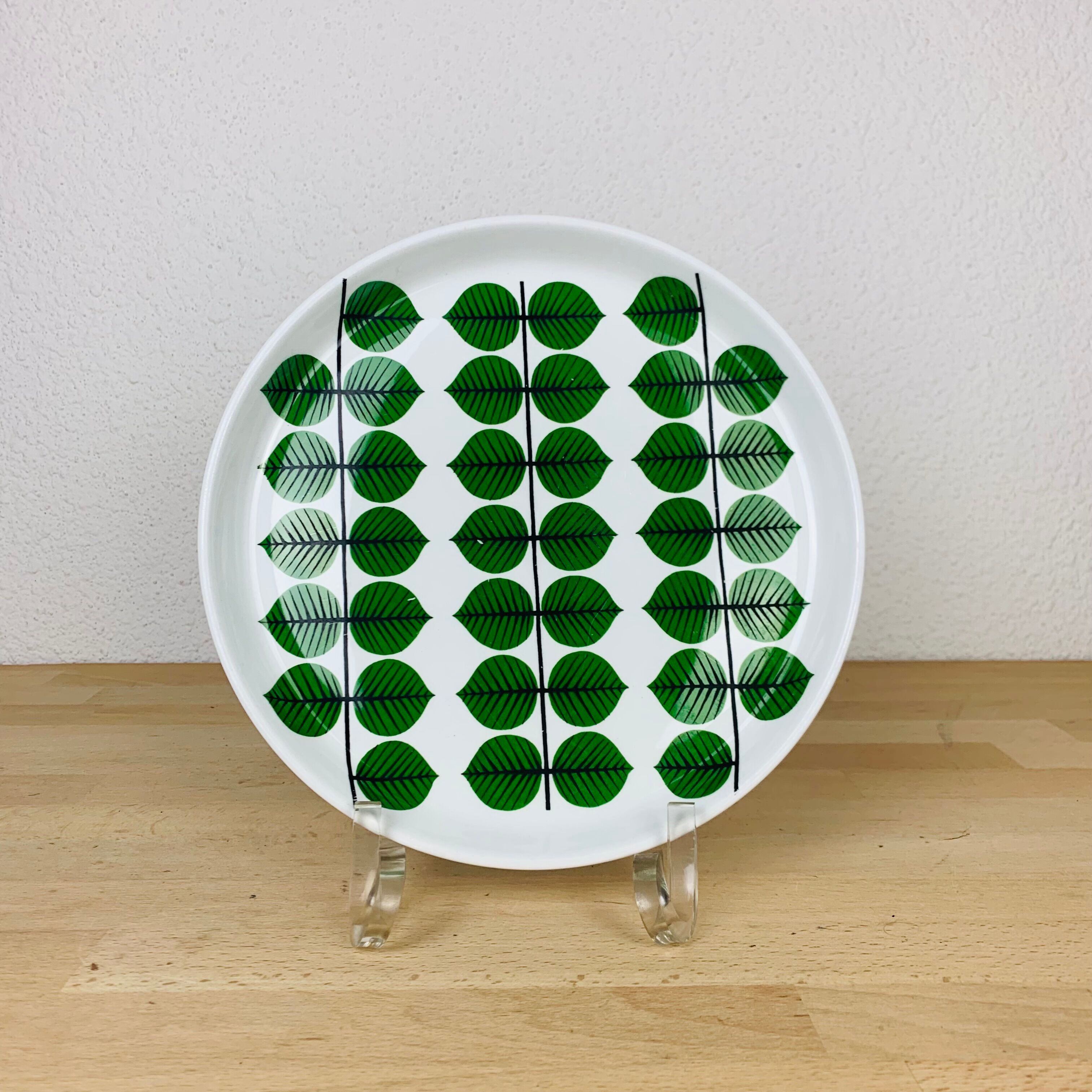 Bersa dish by Stig Lindberg for Gustavsberg
