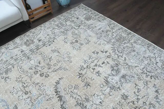 1970s Vintage Persian Handmade Wool Cotton Brown Area Rug 271x371