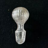 Liquor carafe and its cap