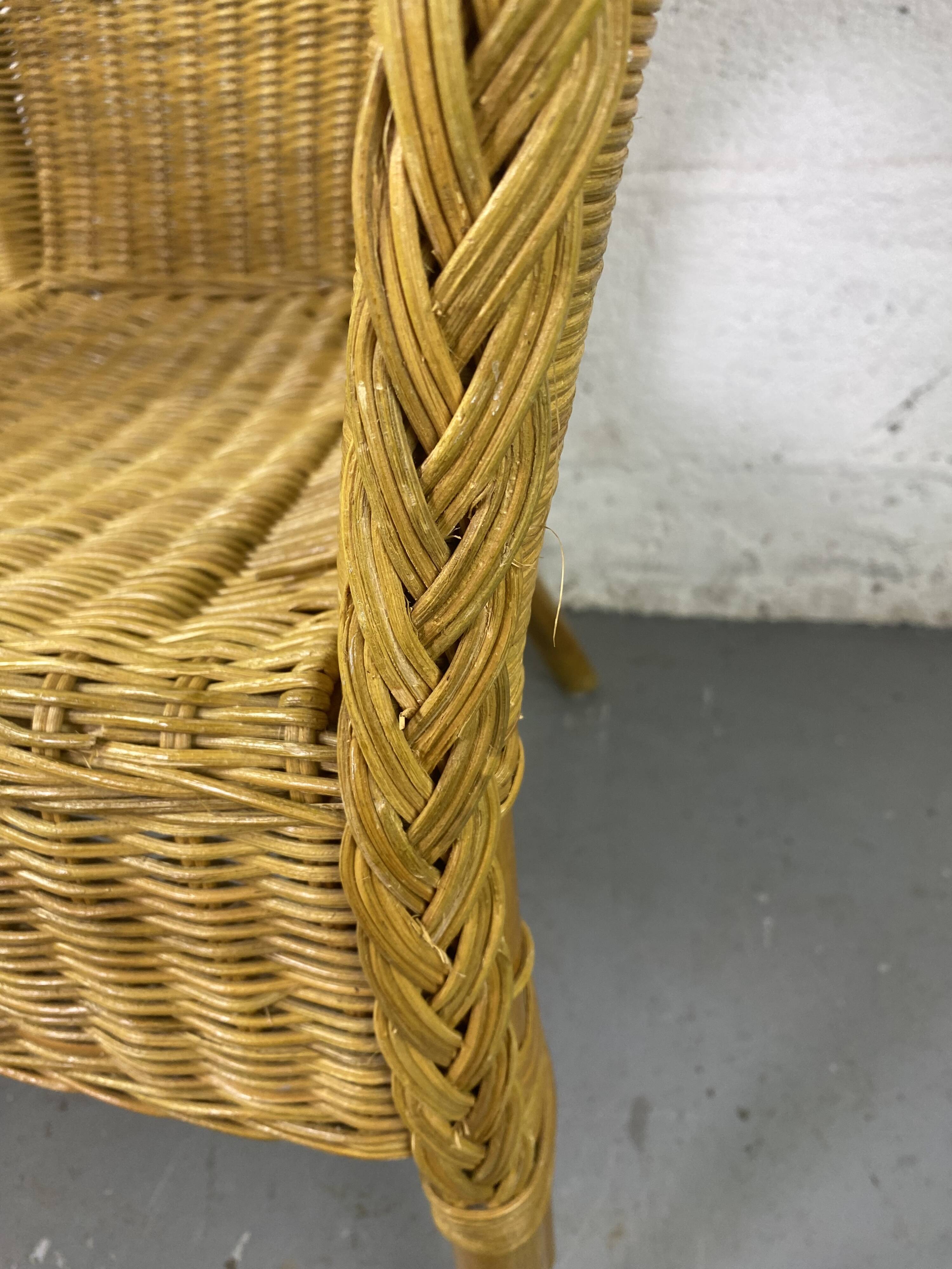 Rattan Gondola Chair