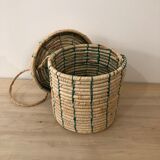 Wicker basket to hang