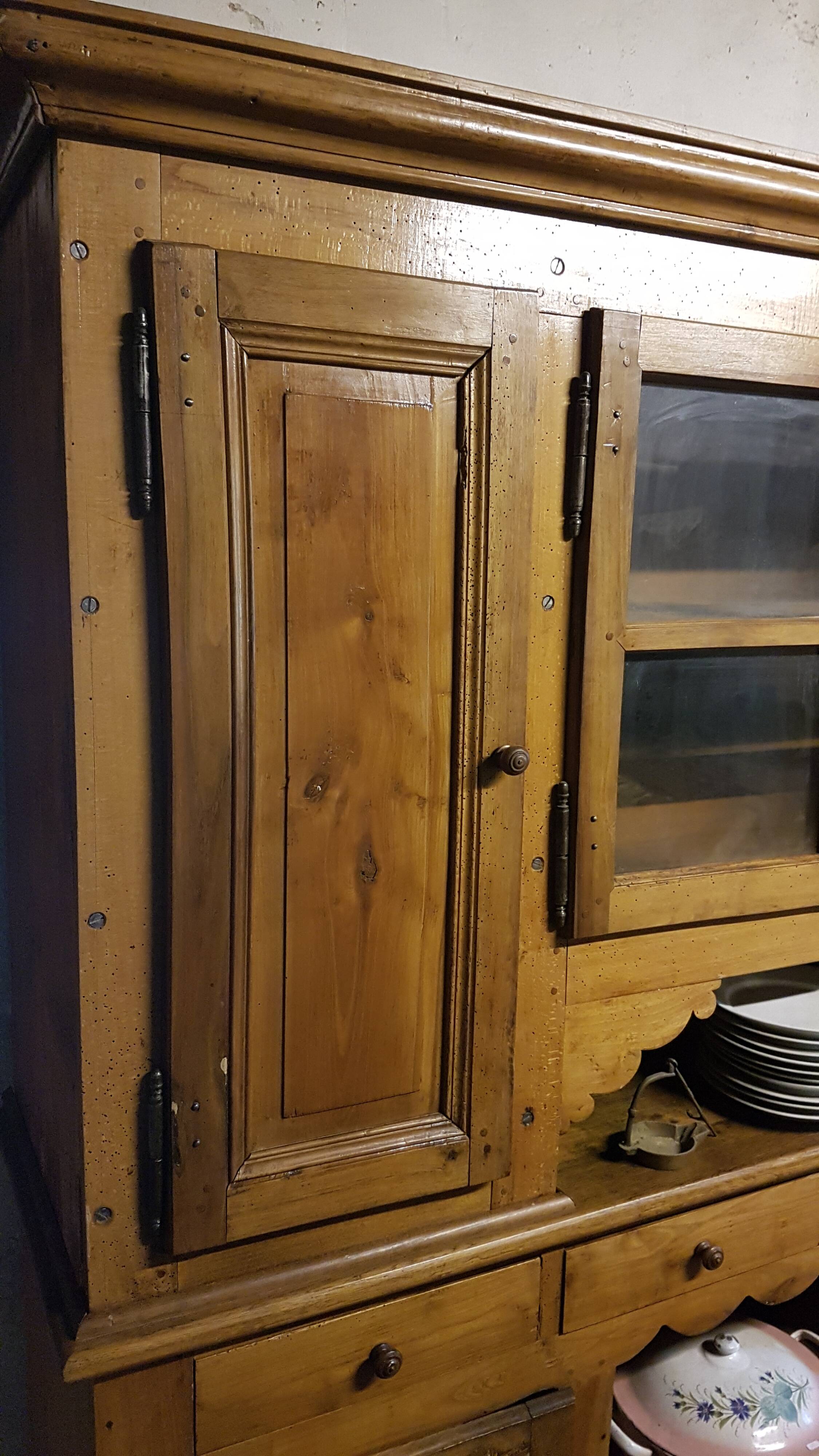 Savoyard buffet credence