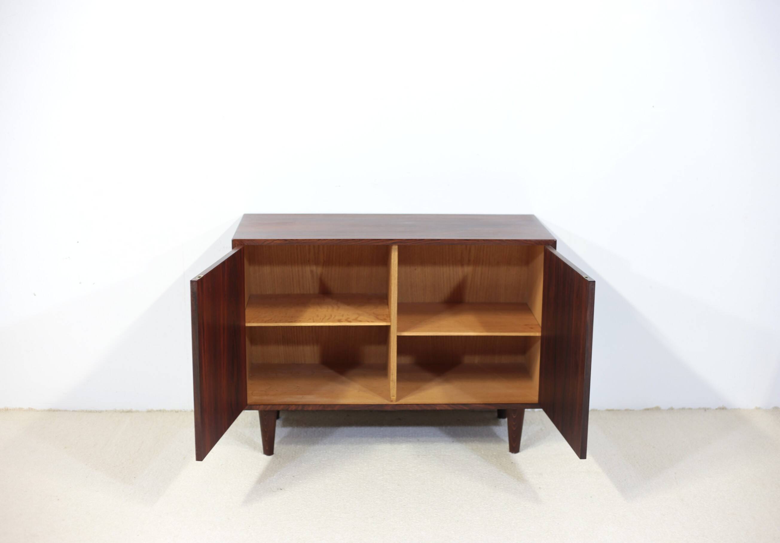 Buffet in Rosewood Rud Thygesen