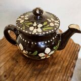 Alsatian teapot