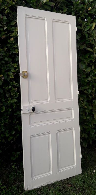 Communication door 82,2x217,8cm old molded