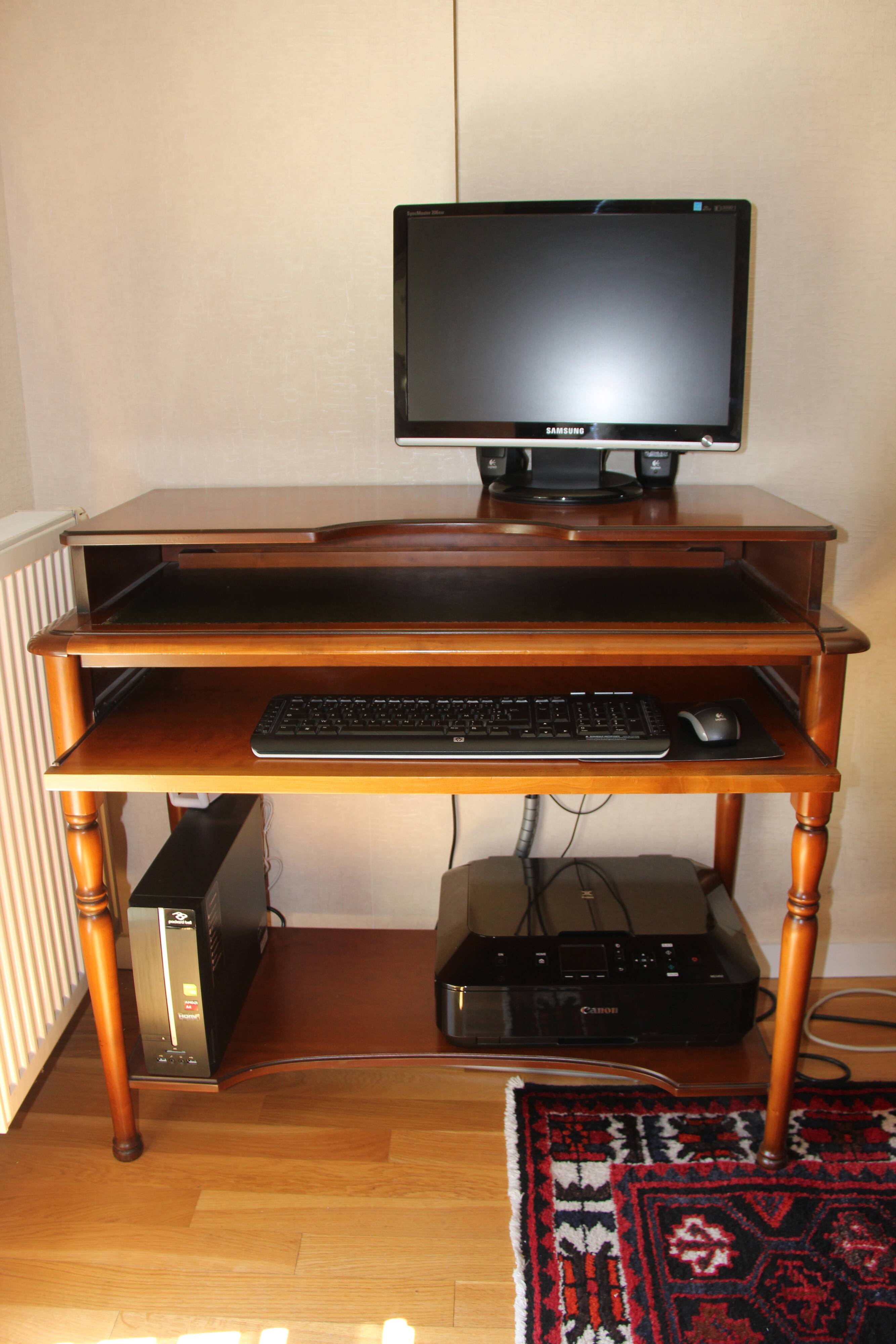 Desk for PC