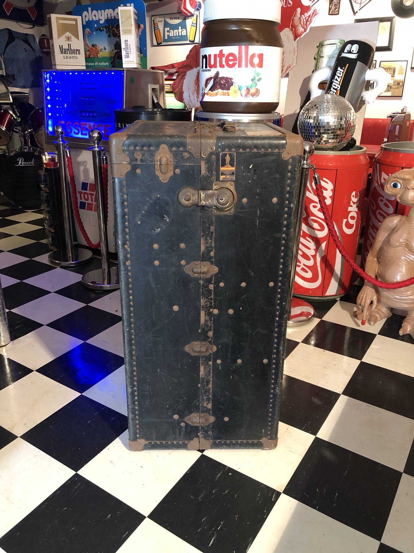 Travel trunk