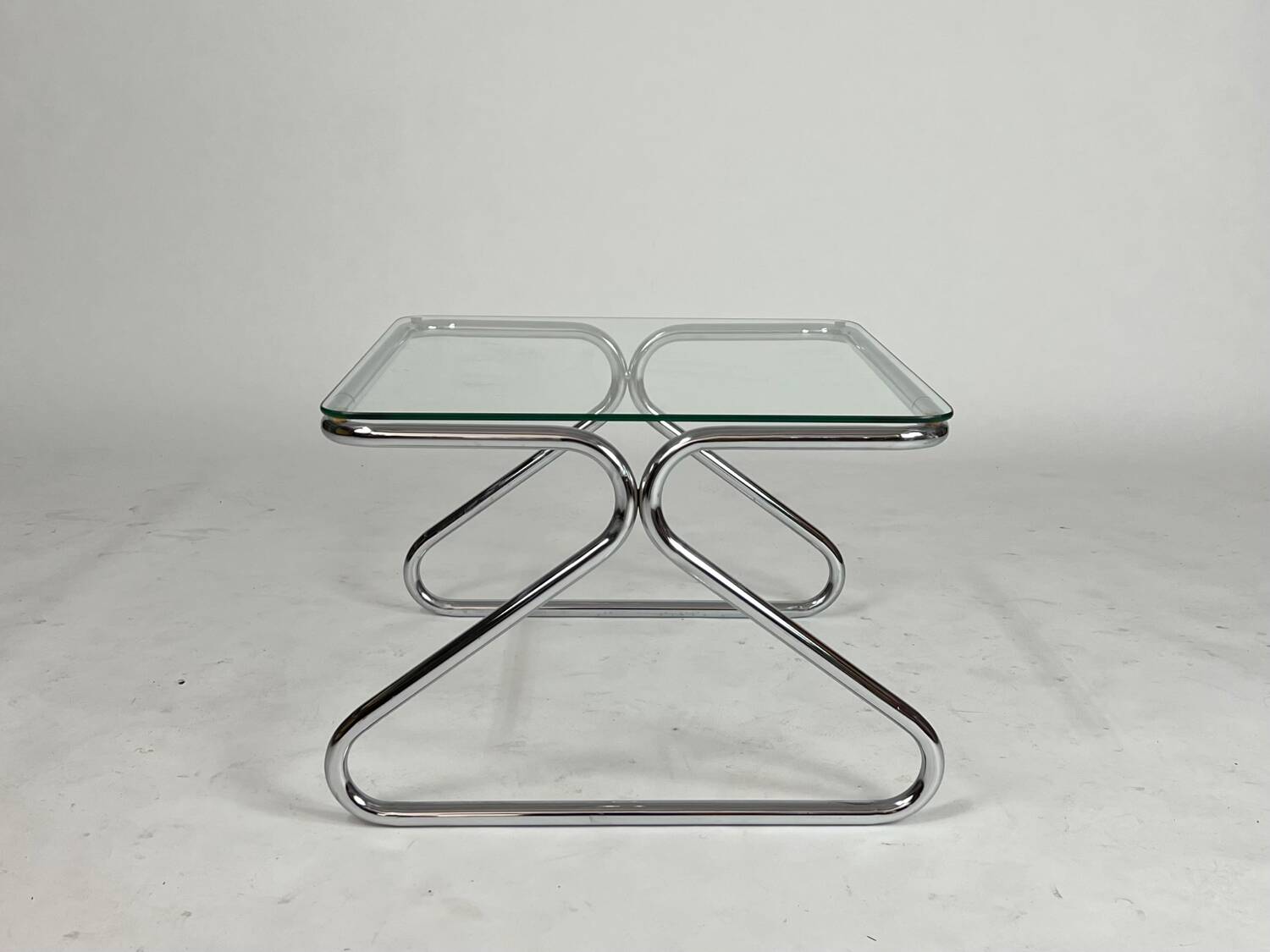 Vintage chrome glass coffee table 70s Space Age Bauhaus