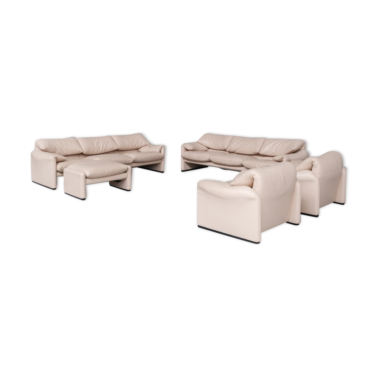 Vico Magisretti 'Maralunga' Suite of Sofas and Armchairs for Cassina