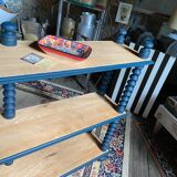 Floor on wooden legs