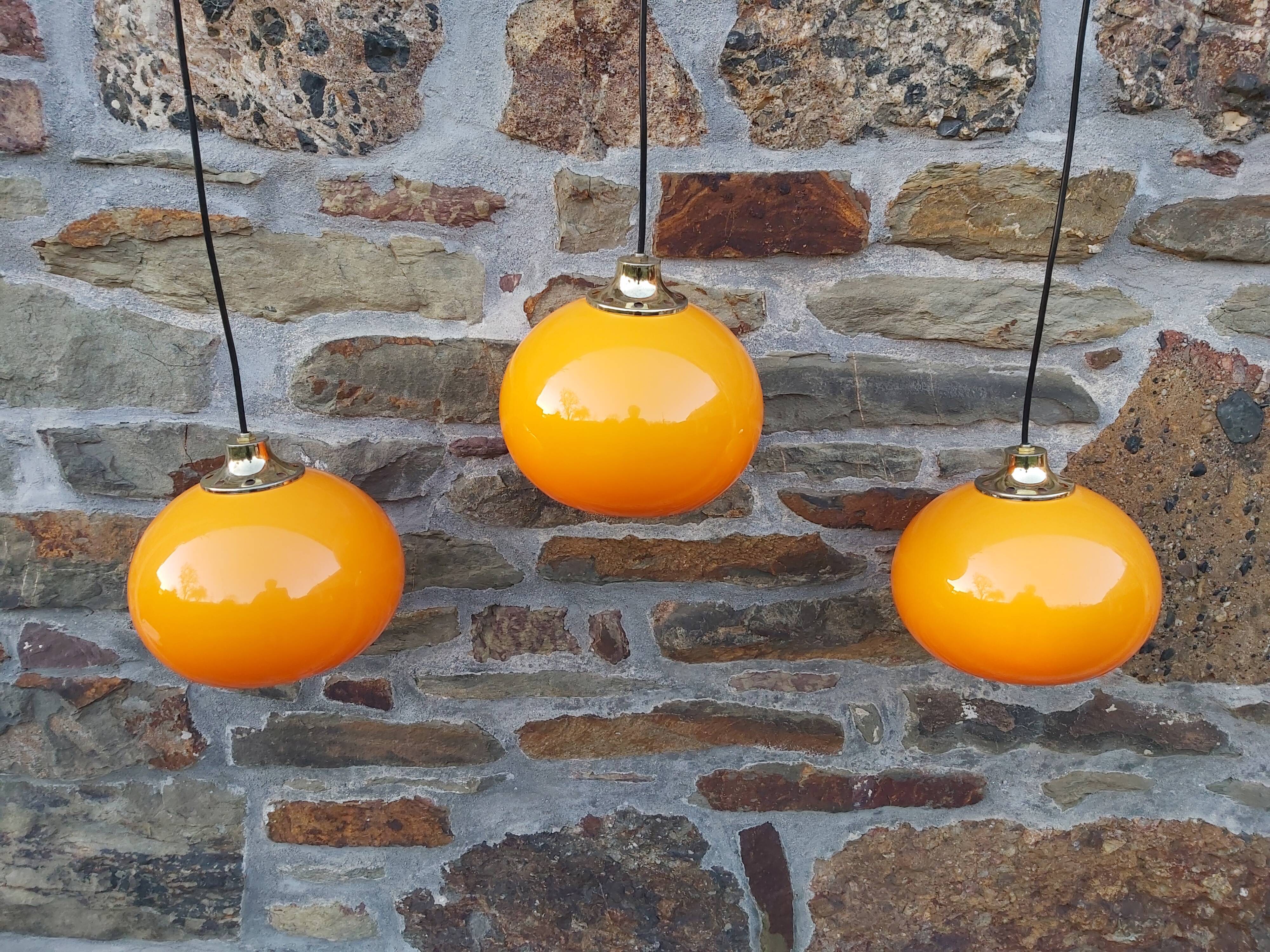 Lot de 3 suspensions orange vintage, années 70