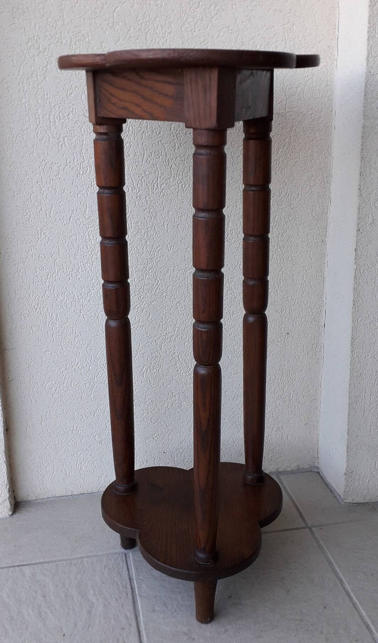 Sellette en bois