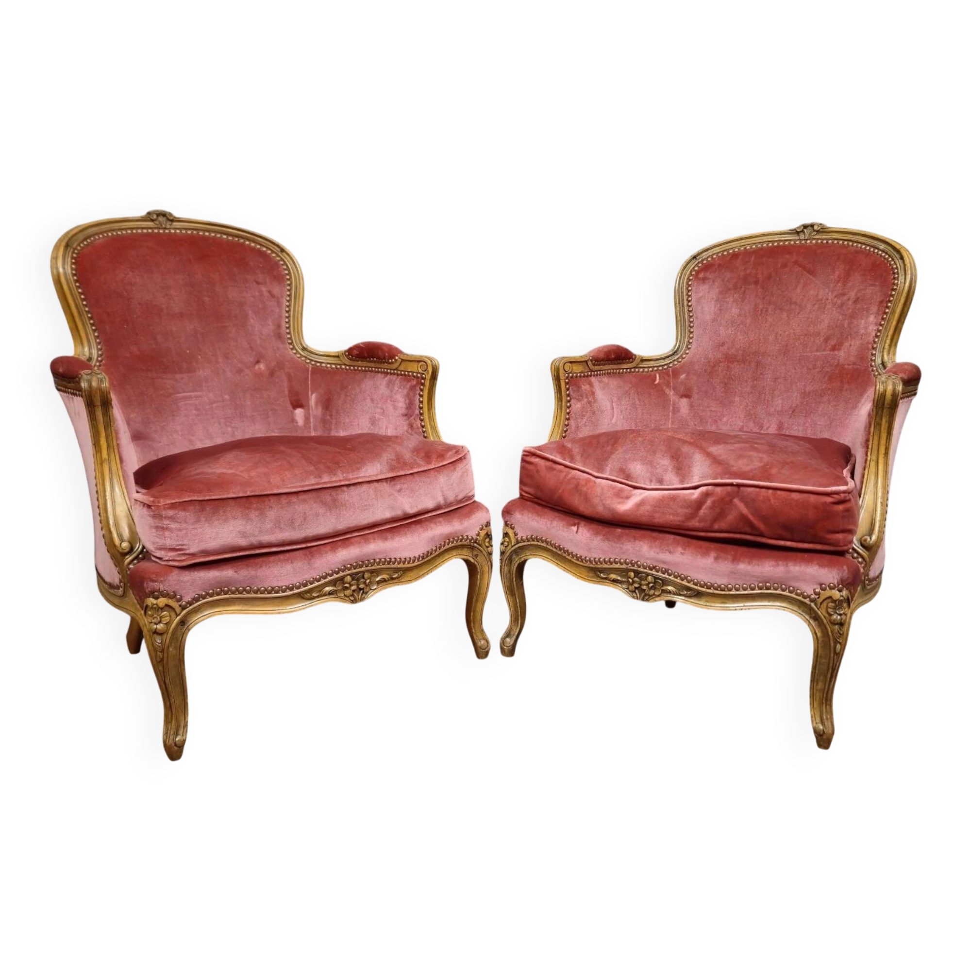 Pair of cabriolet armchairs in Louis XV style – Carved wood – Pink velvet –