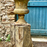 Grand vase en fonte