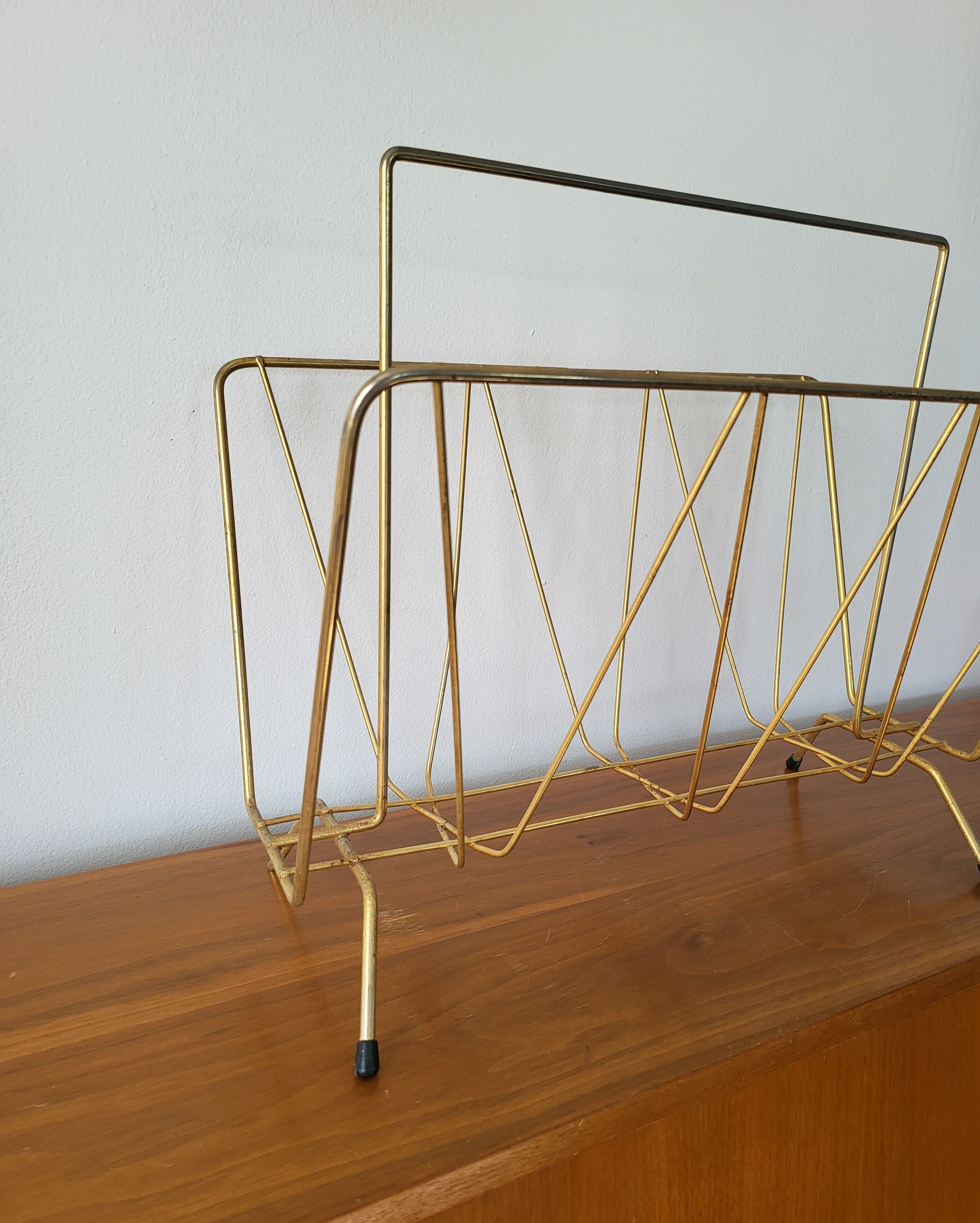Vintage gold metal magazine rack 1950s-70s newspaper holder