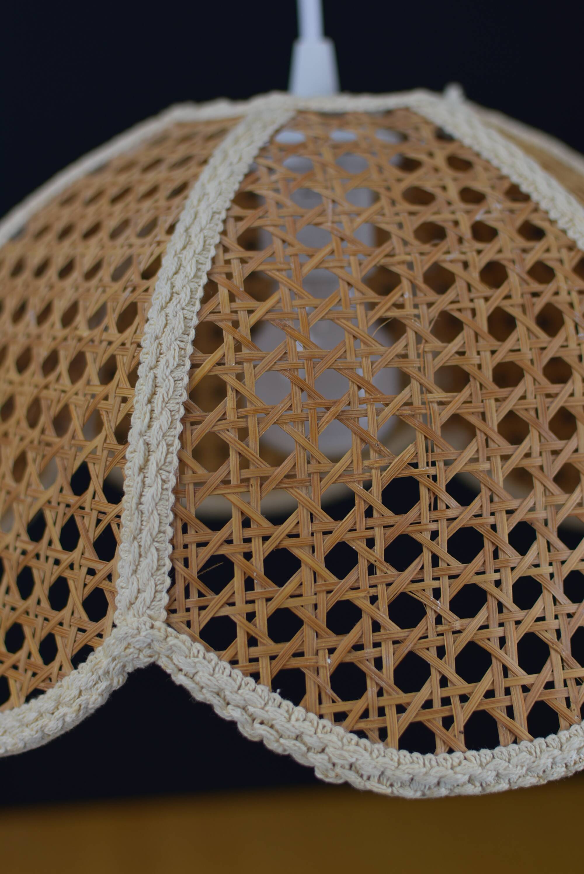 Rattan pendant light