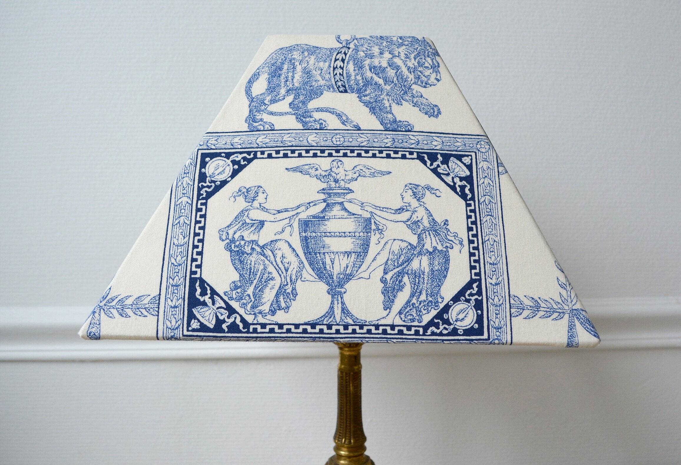Square lampshade in blue toile de Jouy, Goddess Diana
