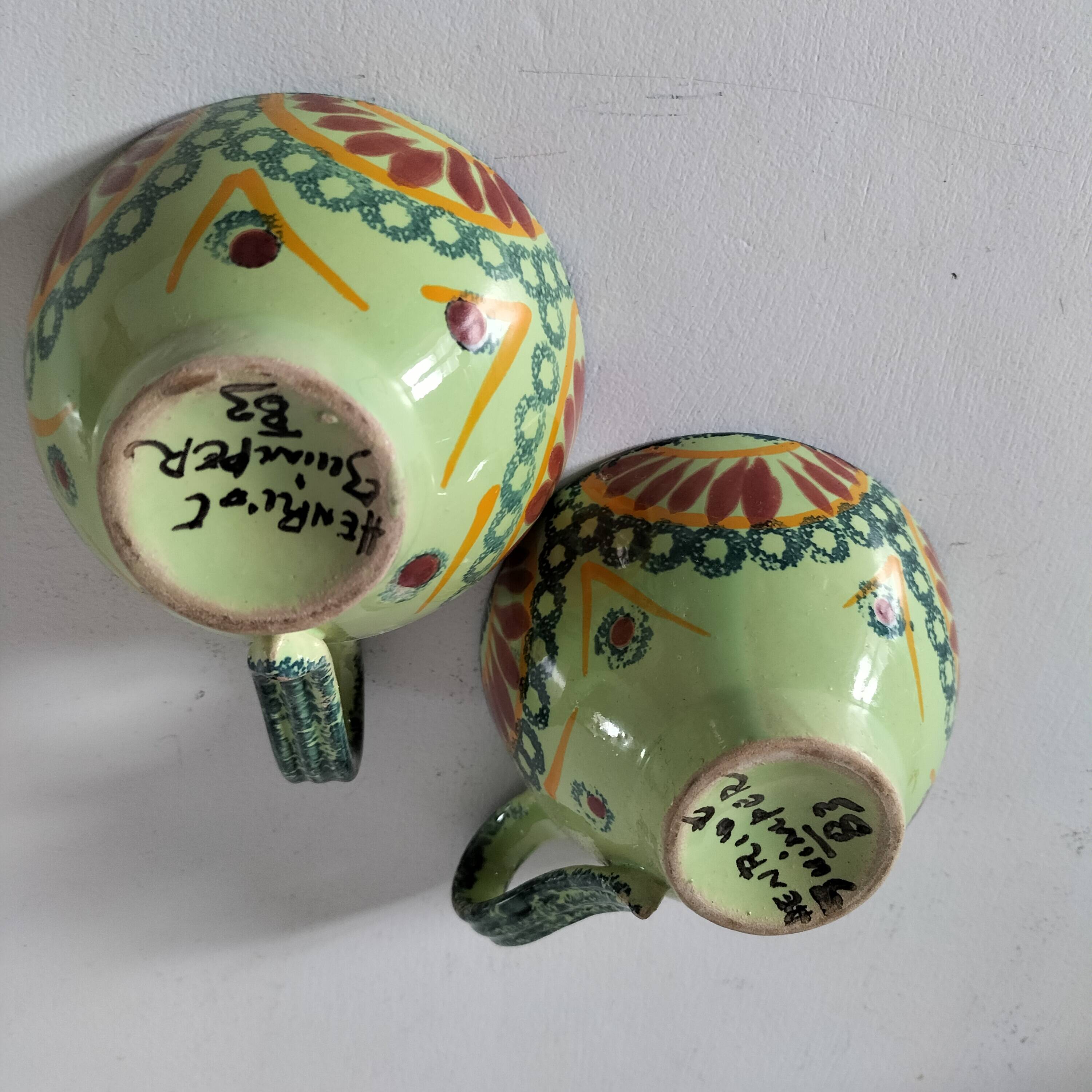 2 henriot quimper cups