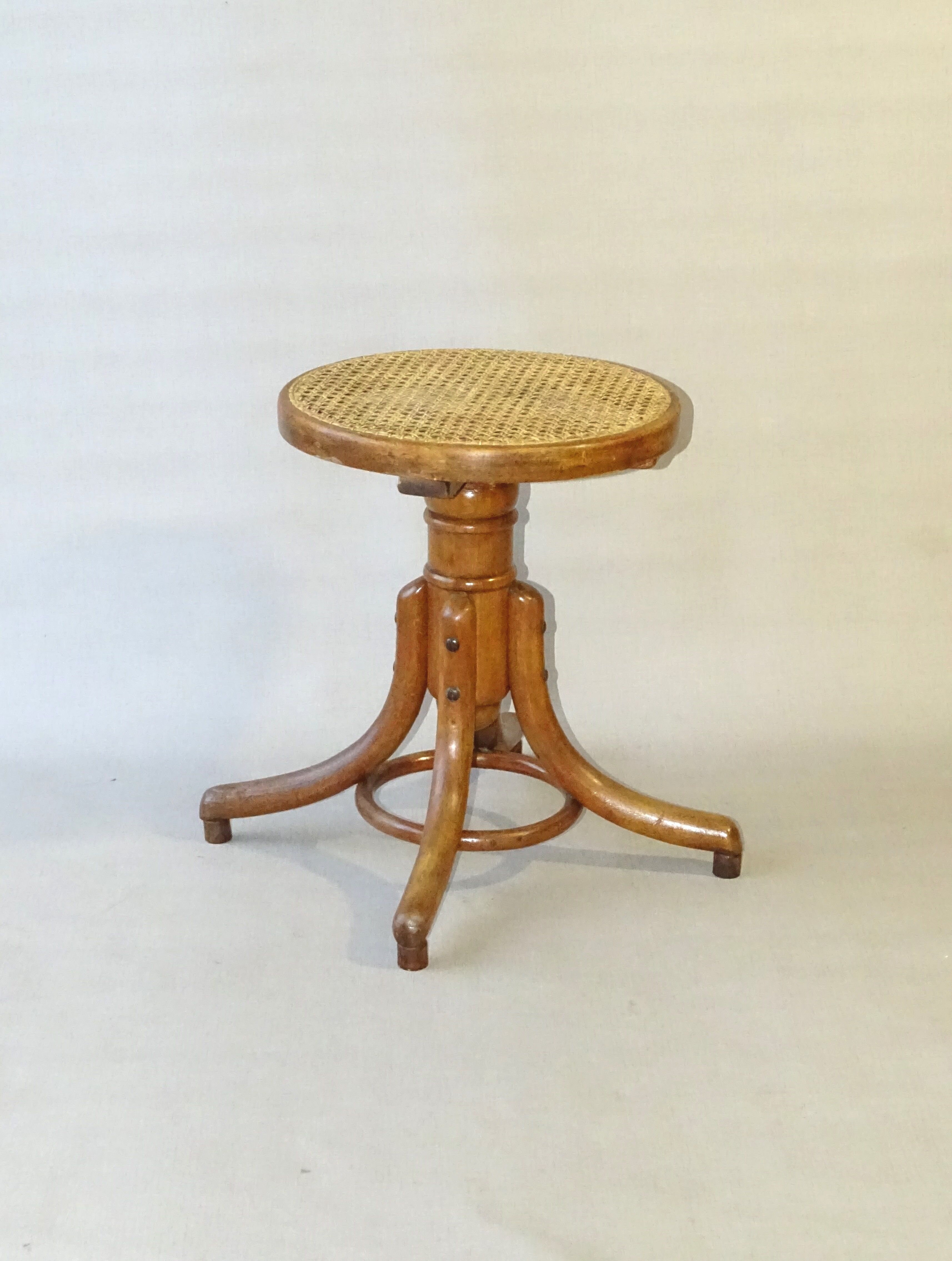 Piano stool, thonet 1900