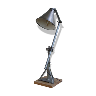 Workshop lamp