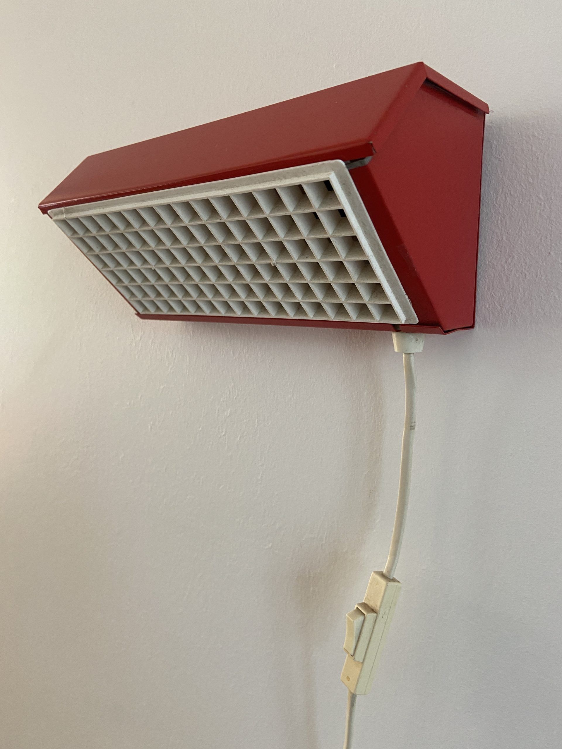 Red vintage ikea wall lamp v204