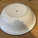 Old enamelled sheet metal basin