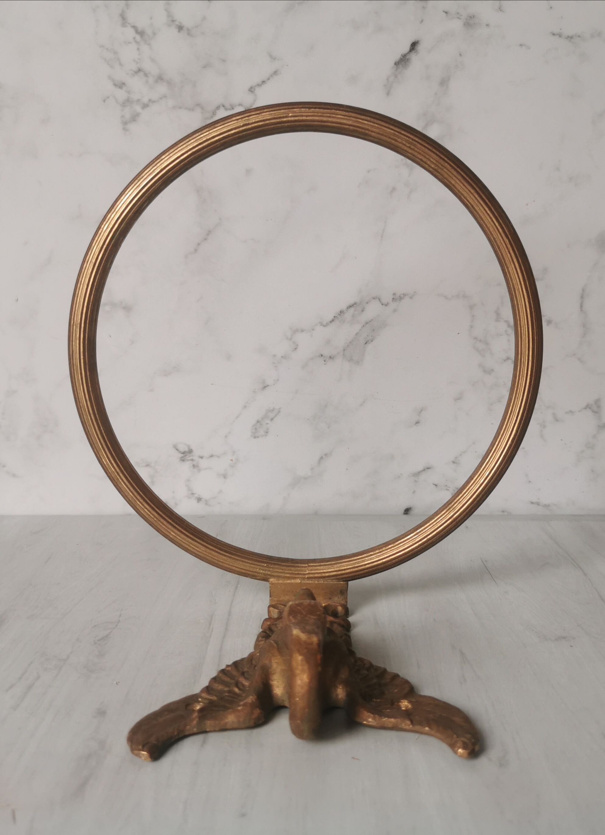 Brass swan head towel rack