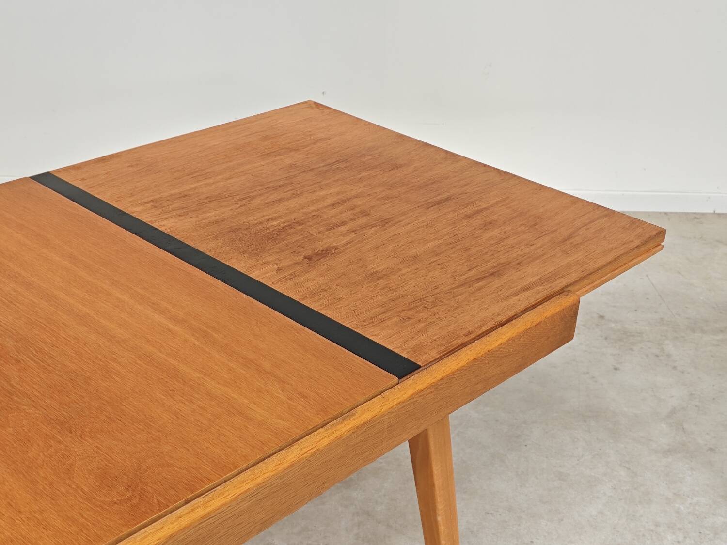 Table a manger a rallonge par Frantisek Jirak pour Tatra , 1960n