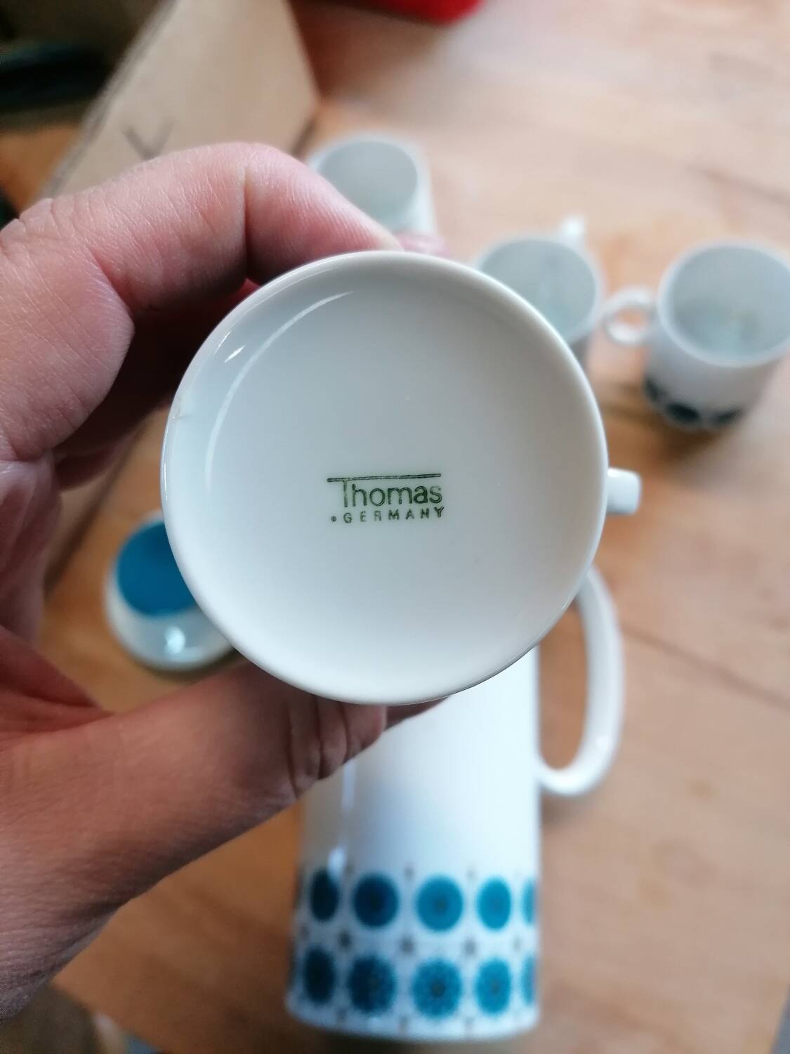 Thomas coffee service model Medallion by Richard Scherrar