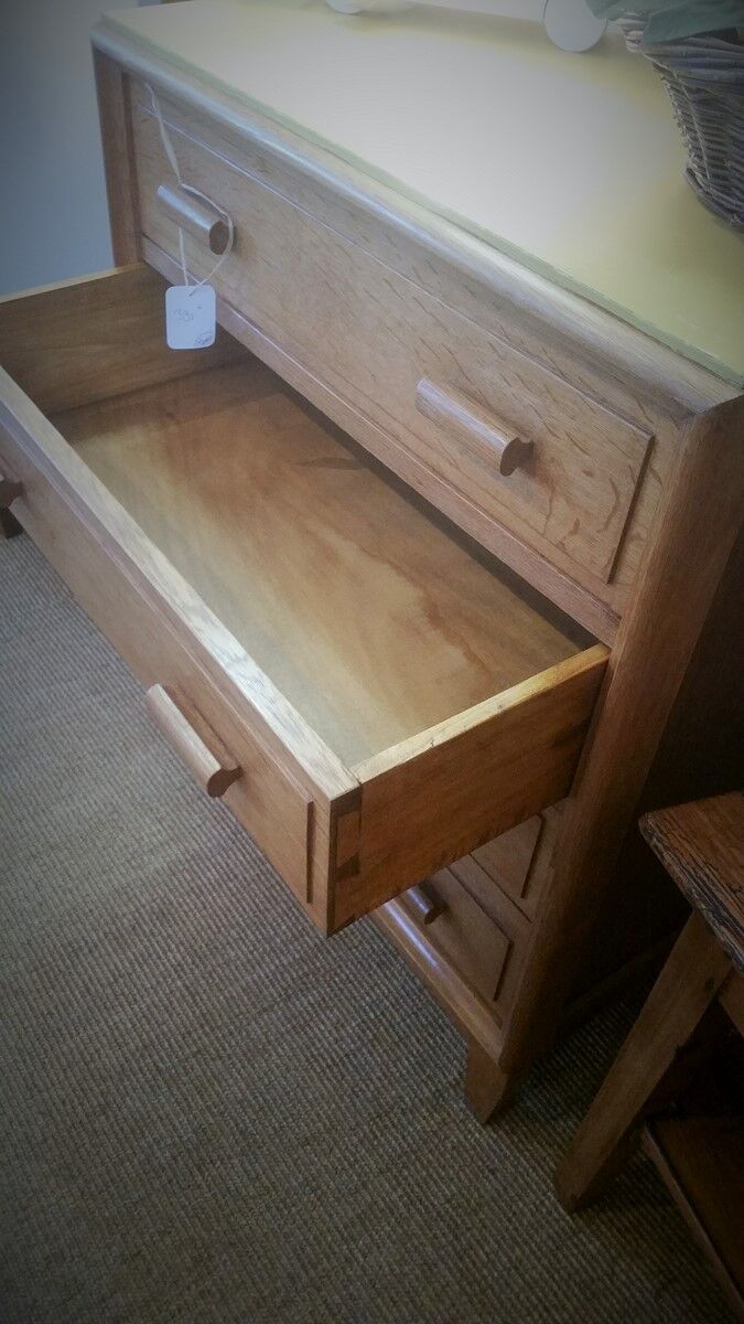 Vintage chest of drawers