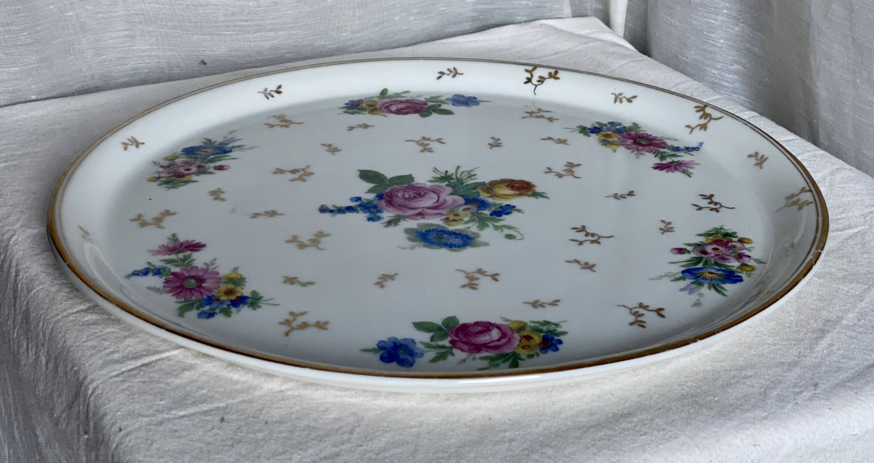 Limoges porcelain pie dish, Art Deco style, flowers and gold