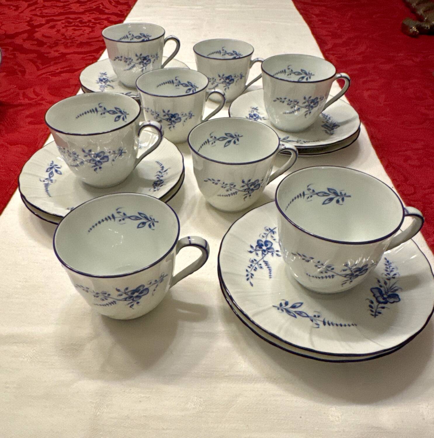 Set of 8 Limoges porcelain coffee cups and saucers, Ber